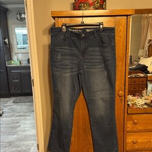 Laurie Felt Women's Dark Blue Skinny Jeans